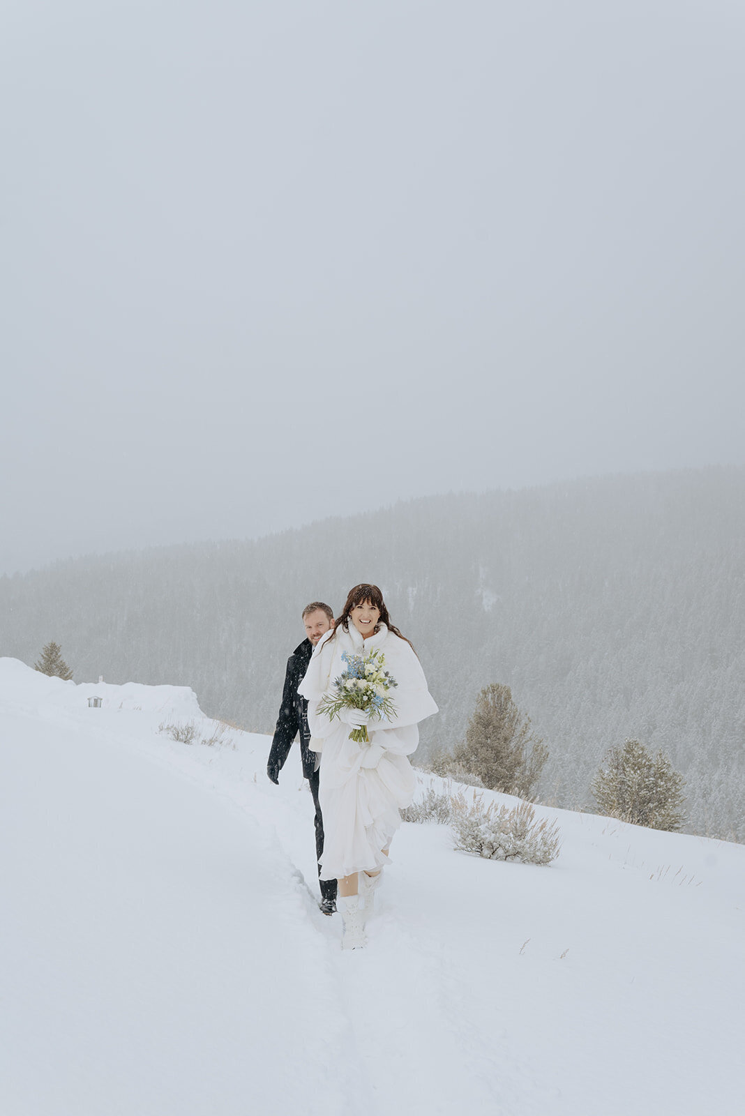 Winter-Elopement-B-T-086