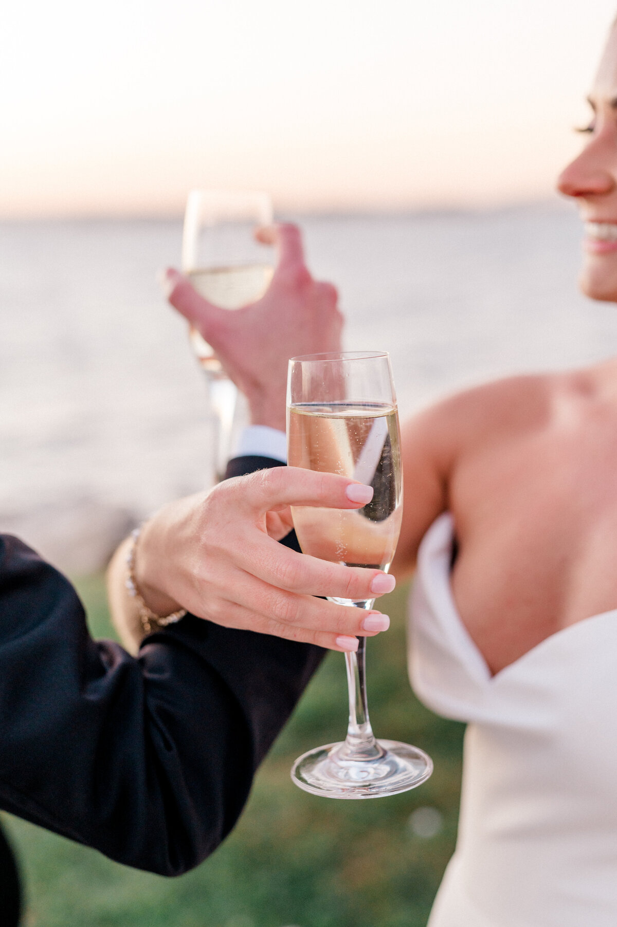 Newport-Harbor-Island-Resort-Wedding56