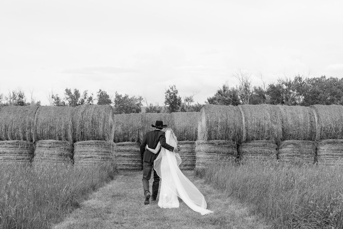 presley-gray-luxury-montana-wedding-7636