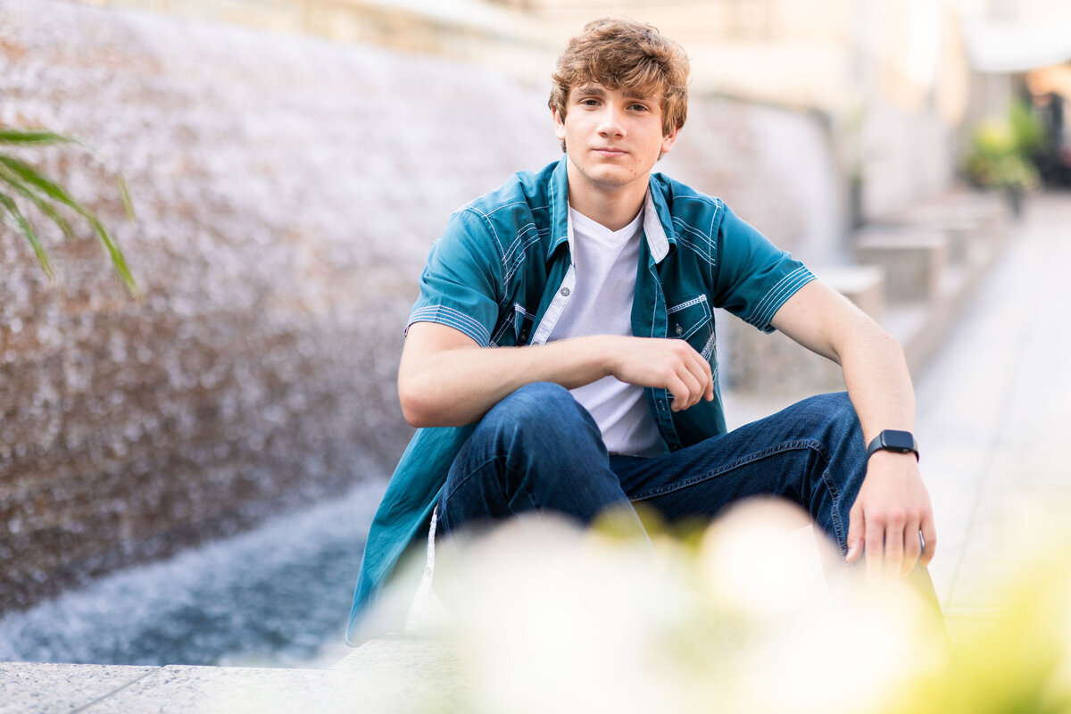 Kansas_City_Senior_Graduate_Photographer-88