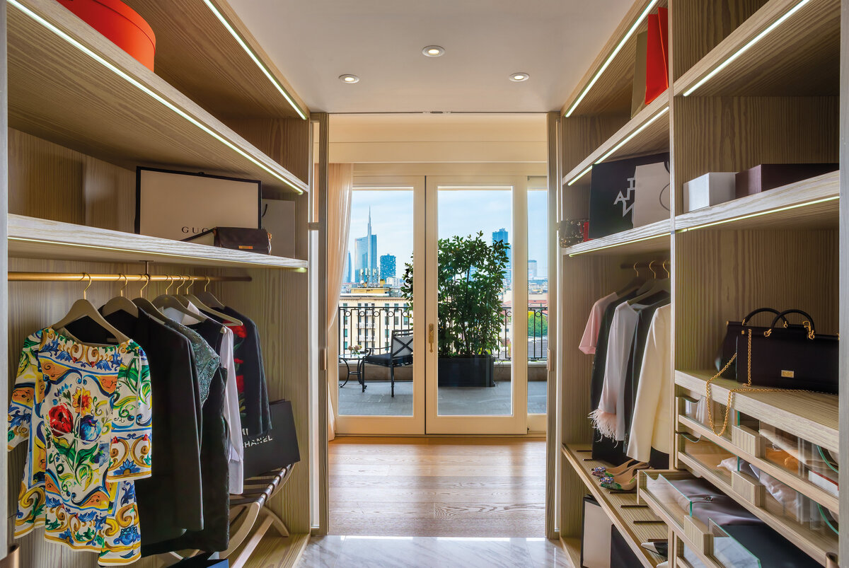 Palazzo Parigi Hotel Grand Spa - Milan - Luxury Boutique Hotel -Penthouse Suite walk in closet