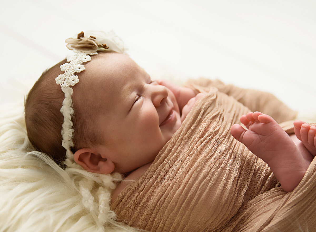 Best-affordable-simplistic-posed-newborn-keller-dfw-baby-newborn-photographer 23
