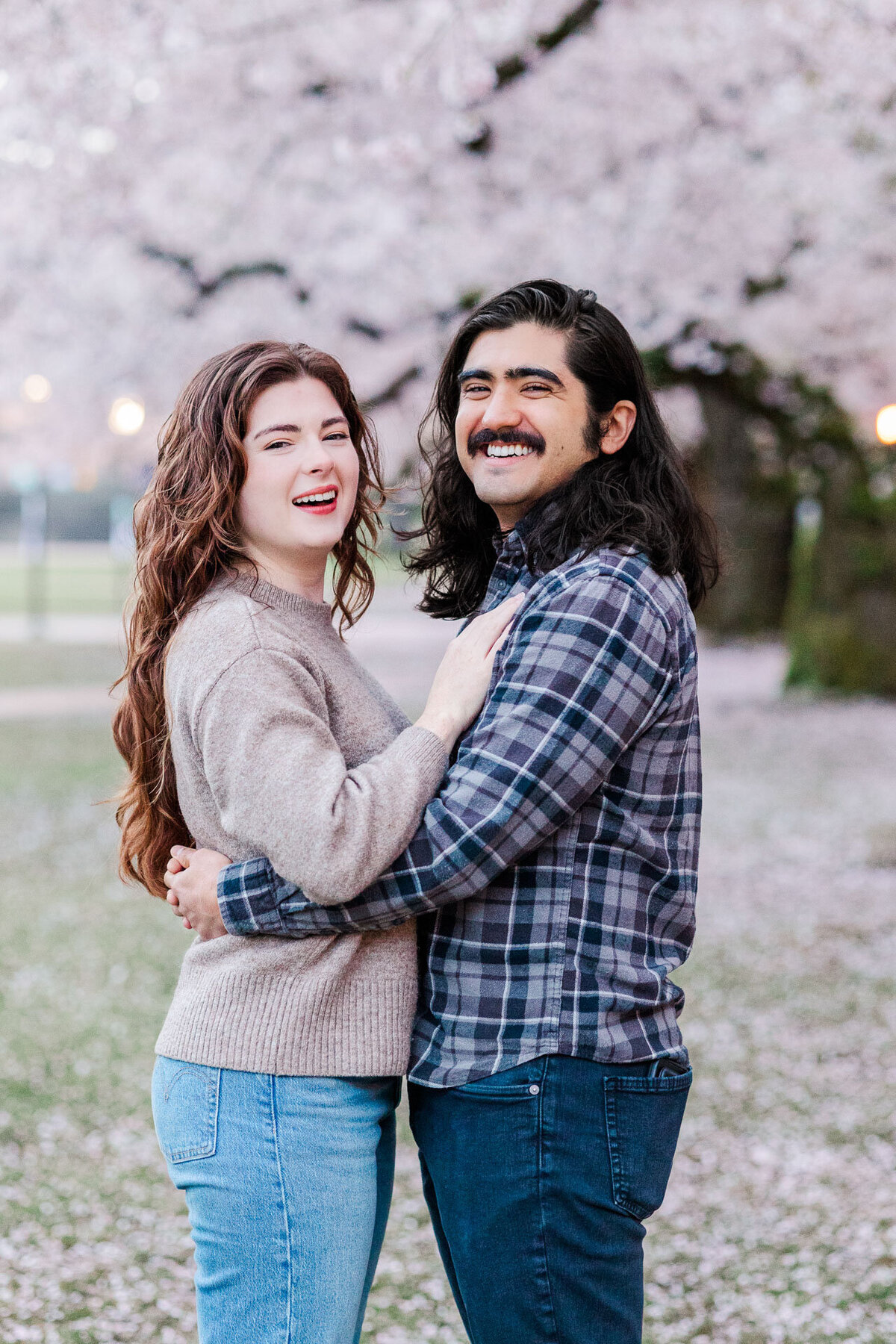 UW-Cherry-Blossoms-Engagement-Photos-43