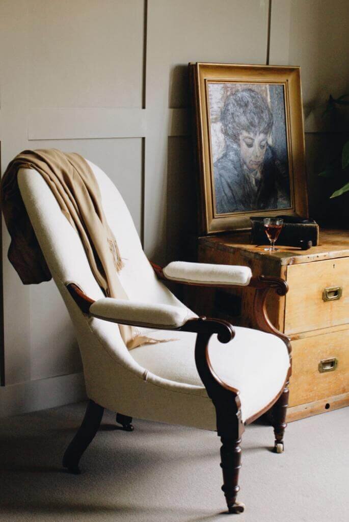 living-room-vintage-furniture