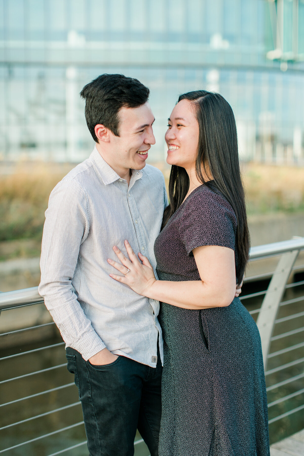 Becky_Collin_Navy_Yards_Park_The_Wharf_Washington_DC_Fall_Engagement_Session_AngelikaJohnsPhotography-7739