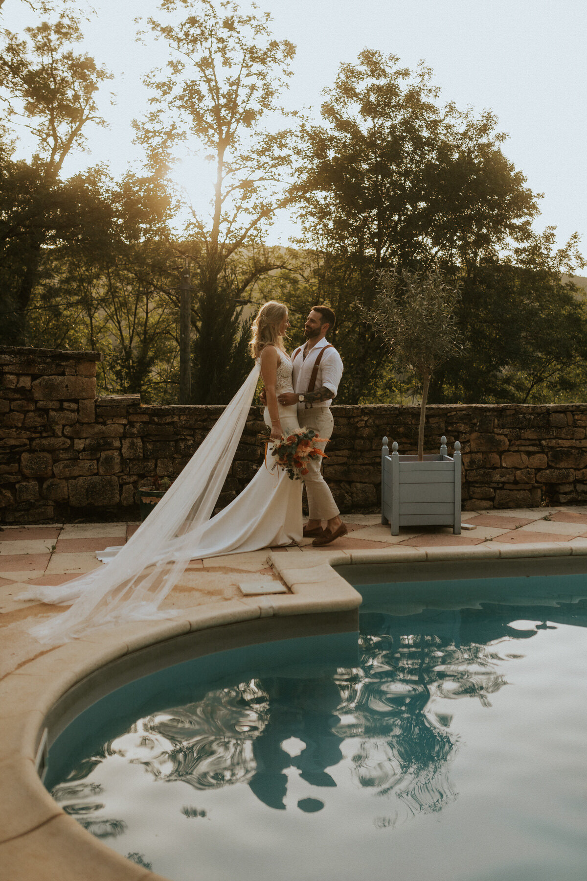 Kirstyandjames_chateaudecas_lauradeanphotography_dorsetweddingphotographer-1026-1