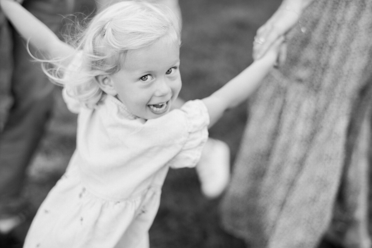geneva-family-lifestyle-photographer-maternity_22