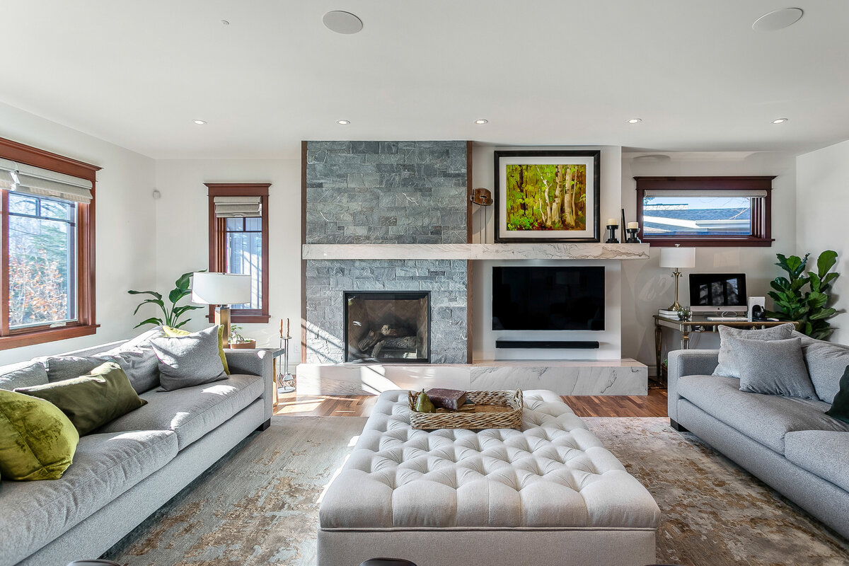 4719 CHARLES DR-4718-HDR
