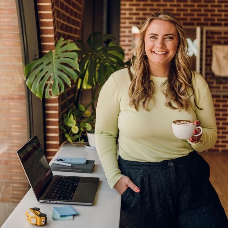 Lauren Ludlow _ Influencer Marketing Strategist (@lauren_ludlow) • Instagram photos and videos (1)