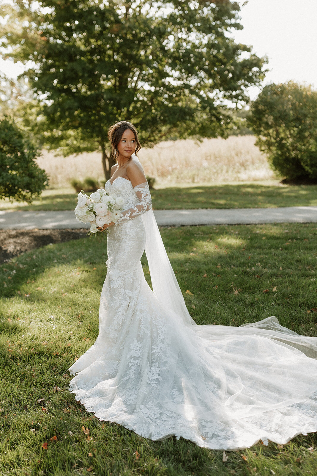 mustard seed gardens indy indianapolis noblesville indiana wedding photographer bellagio florals something blue stylists-67
