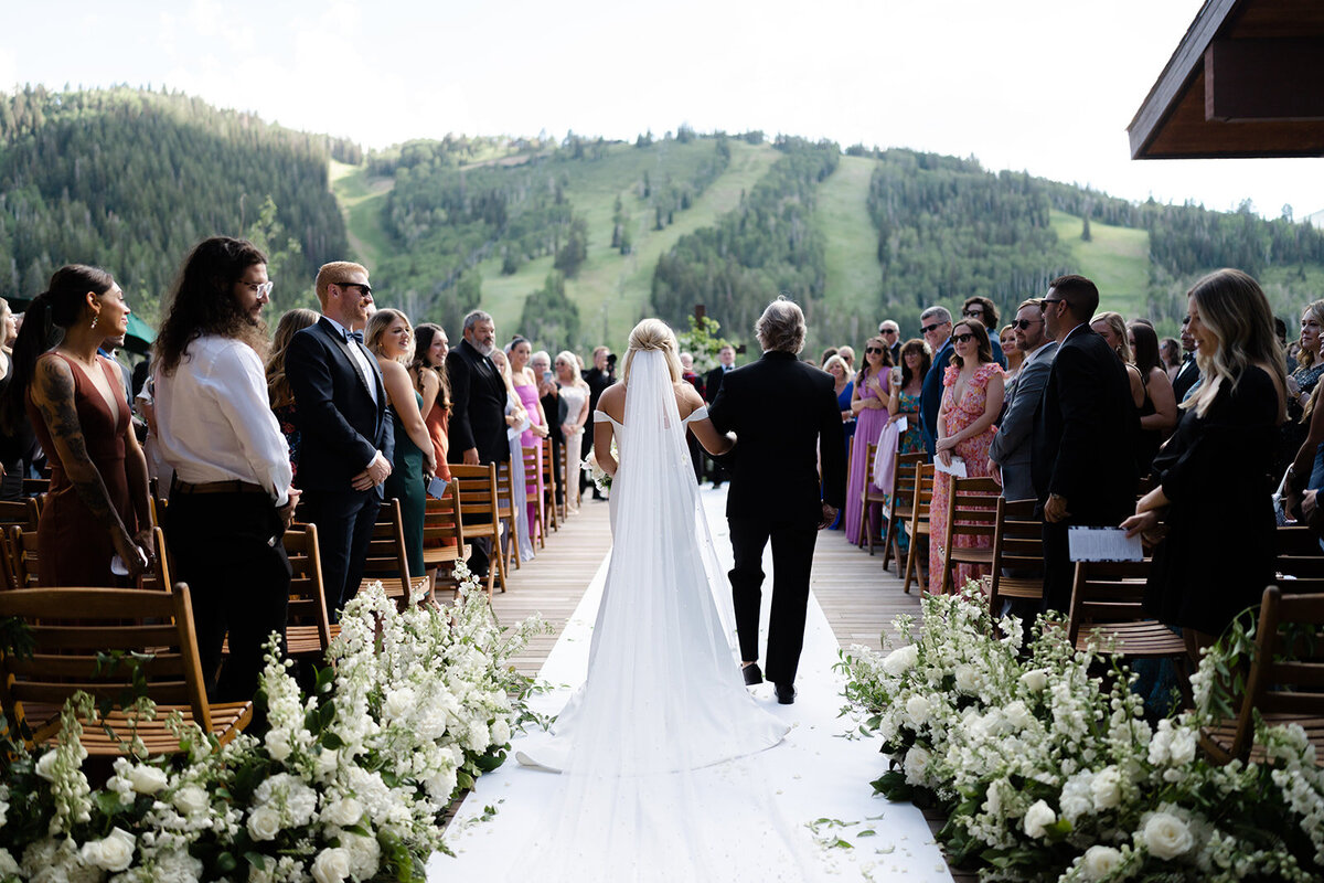 stein-eriksen-lodge-july-summer-park-city-mountain-wedding-pepper-nix-2212-1273
