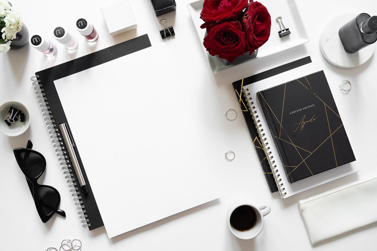 kvetuse-vasirova-flatlay-fotografie-praha-22