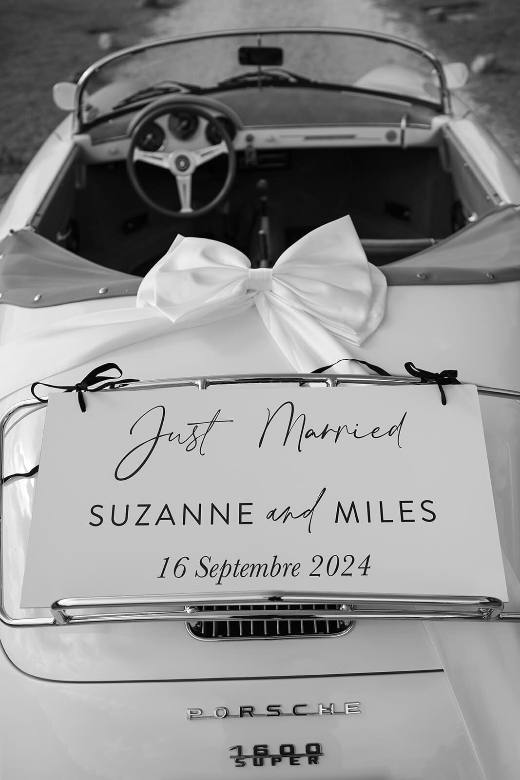 Wedding-vintage-car