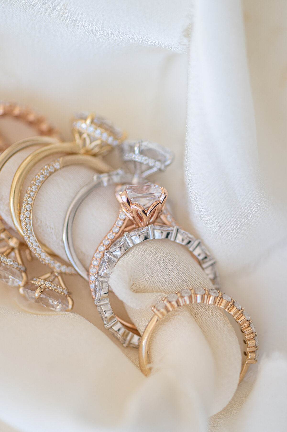 0100 Stor by Margot 2024 Collection Engagement Rings_Photography by Emma