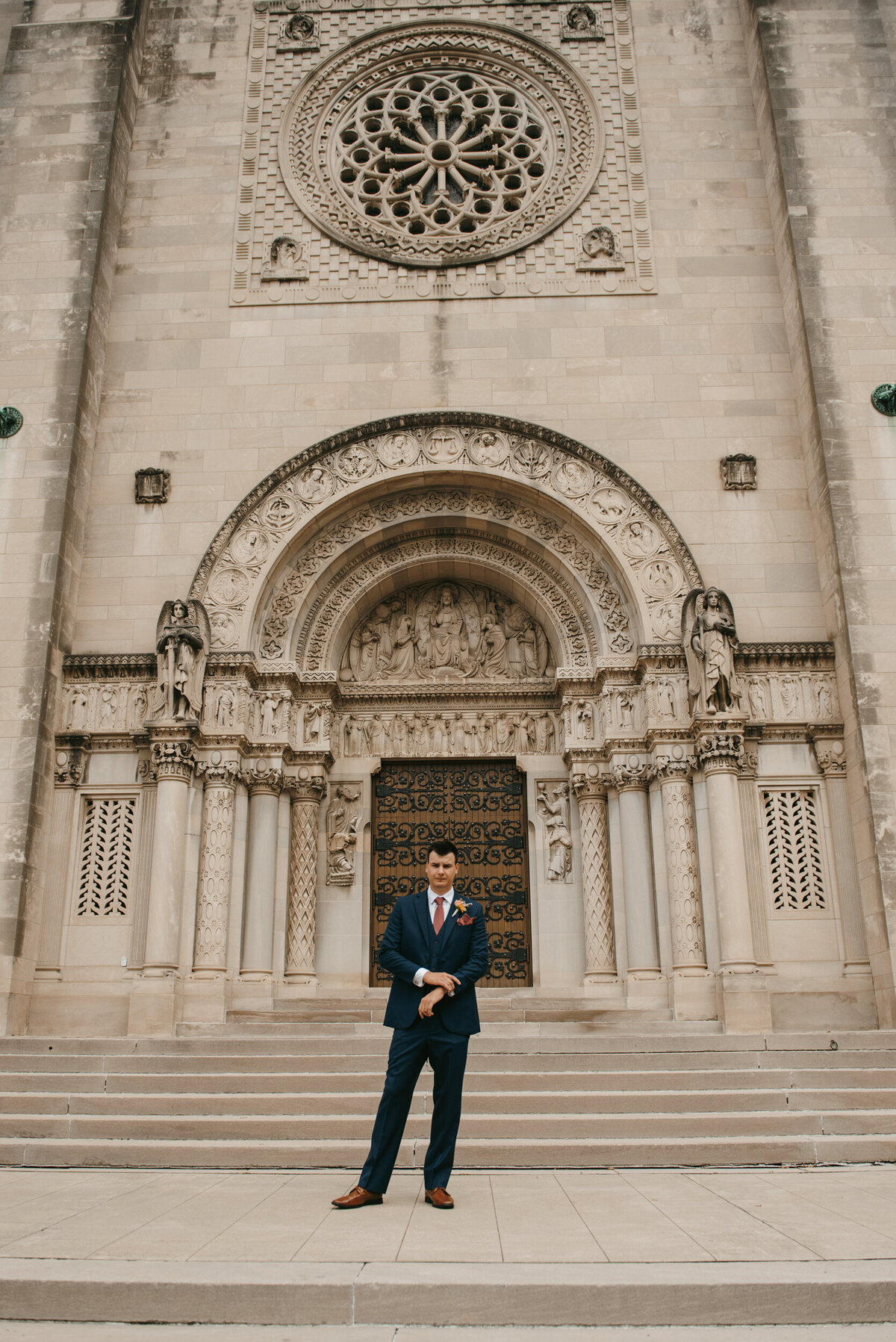 Groom-4