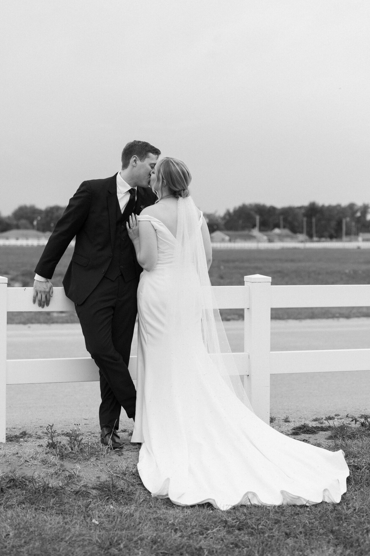 beth+logan44075