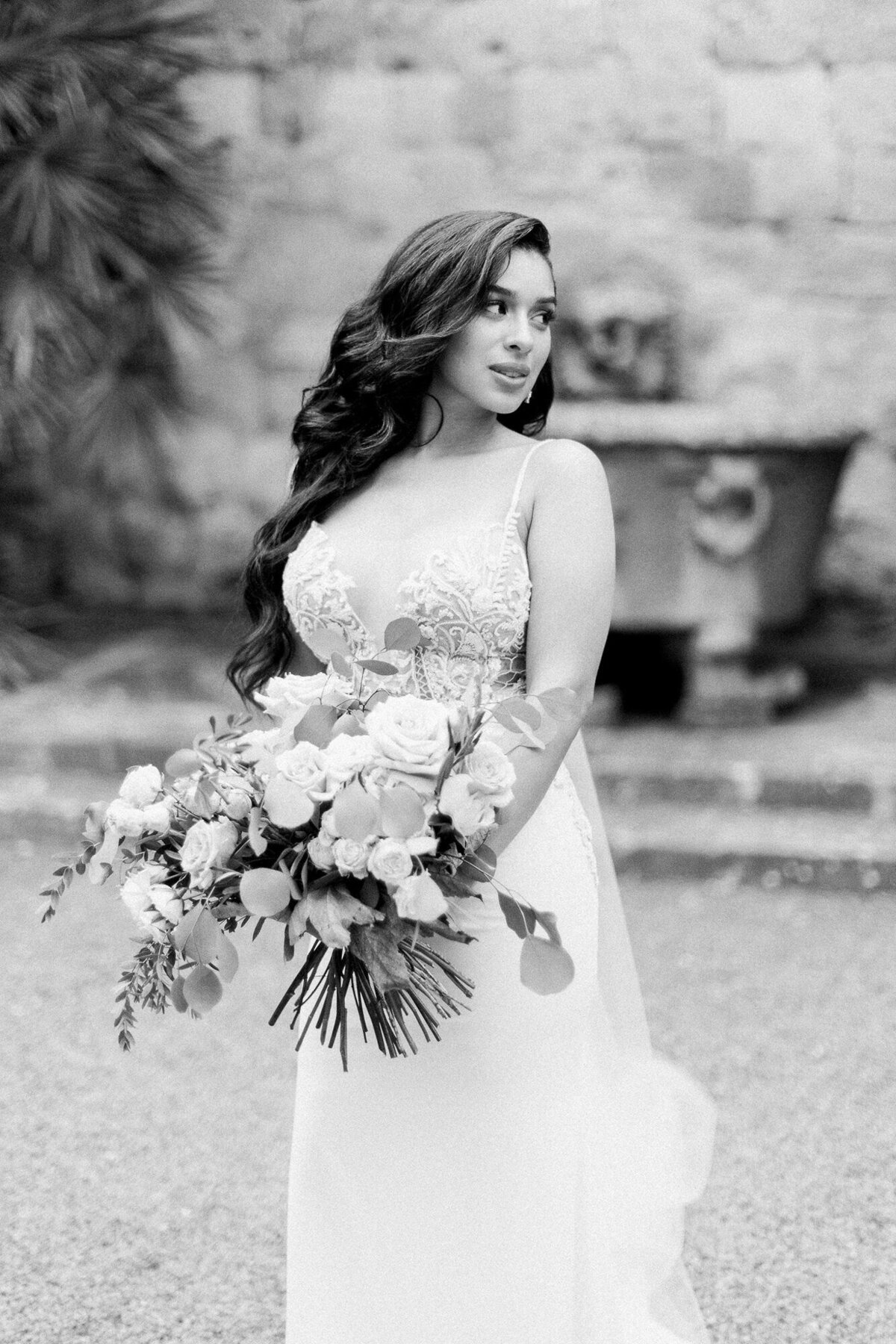 Maïlys Fortune Photography Husband Wife Wedding Weddings Photography France Switzerland Italy Timeless Dreamy Imagery Bilingual French English Destination Weddings Destination Wedding Provence French Riviera Paris Lake Como Tuscany105