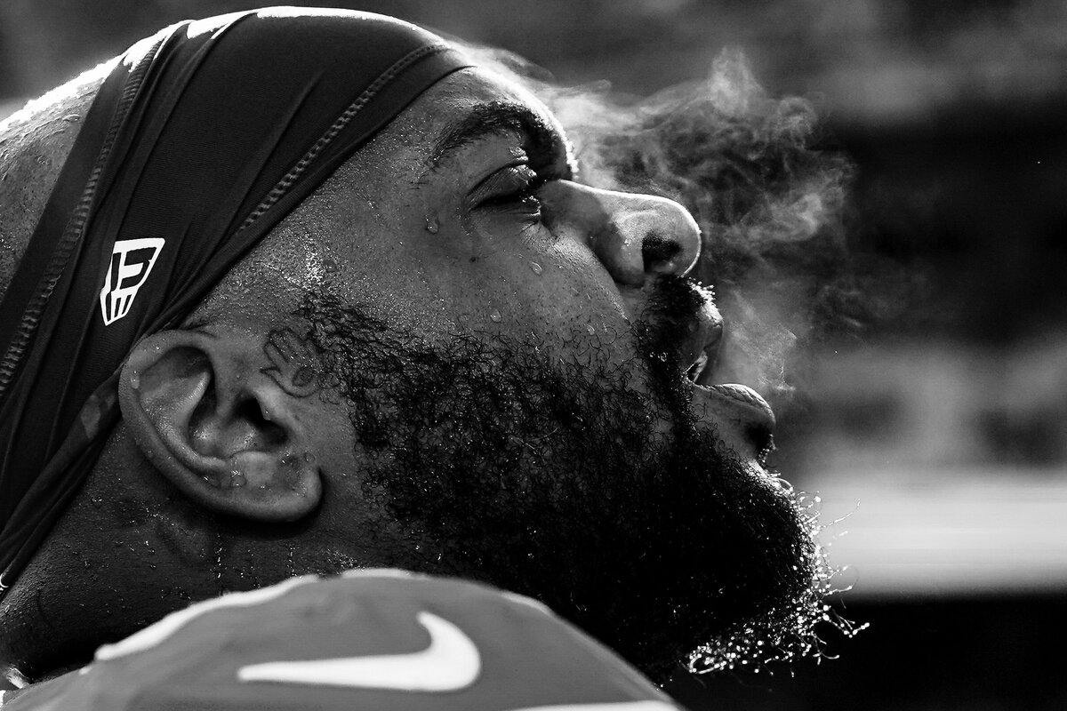 kansas-city-sports-photography-chiefs-0057-player-focus-sideline