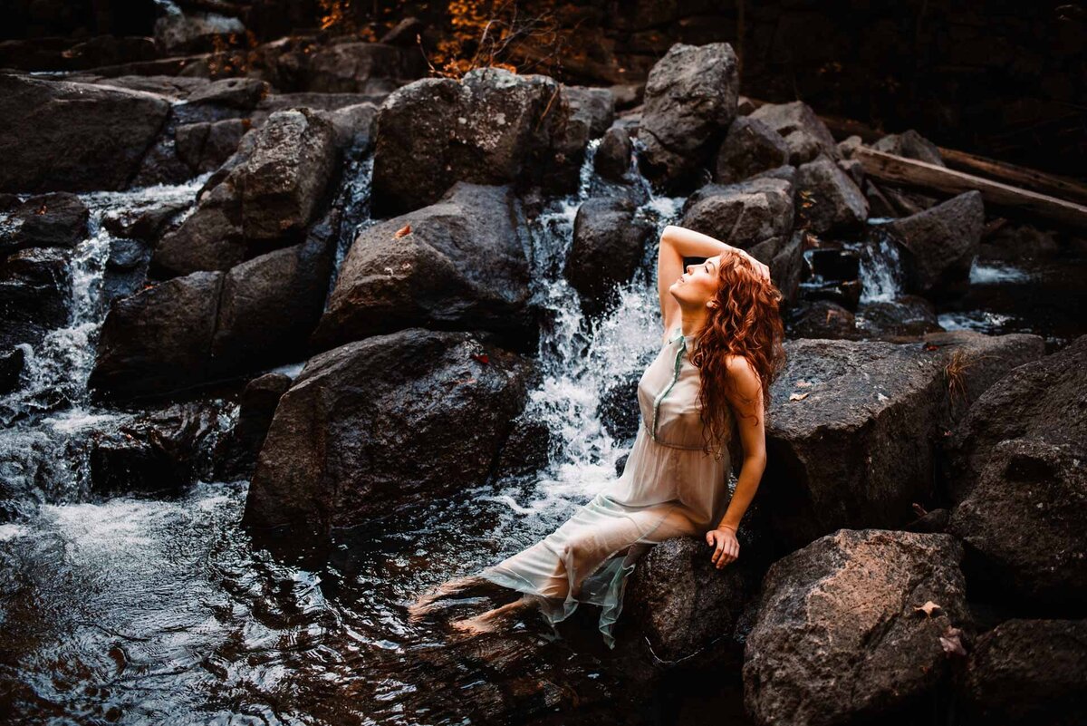 Outdoor Boudoir Photography Ottawa -  (18)