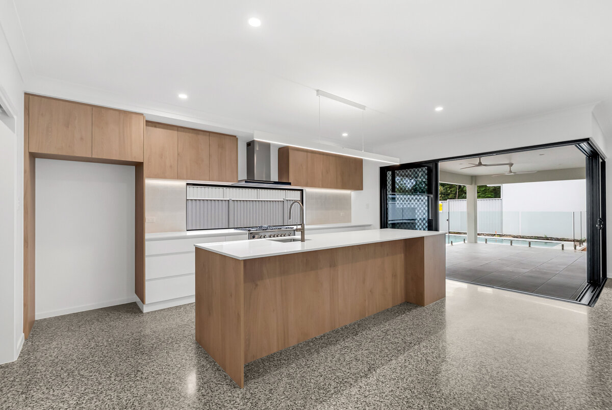 Custom Rockycreek 2 Kitchen 