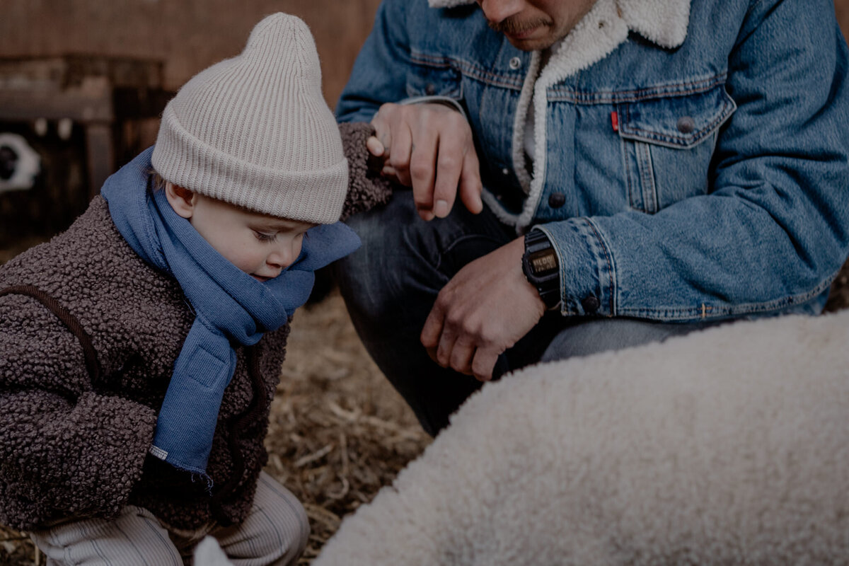 Shotsbylise_shootTexel_lifestyle_motherhood_fotograafhaps_videografie_gezinshoot54