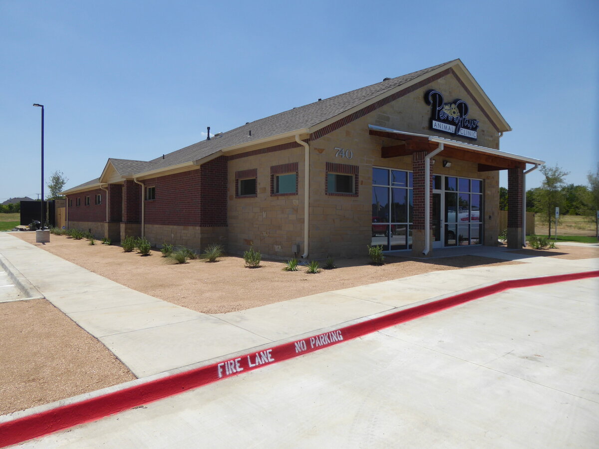 Penny Paws Animal Clinic - Arlington