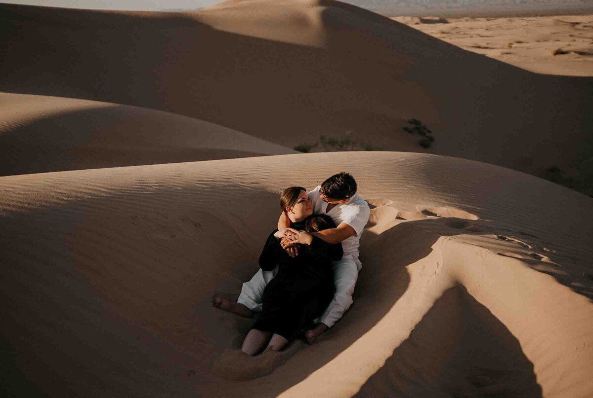 Imperial Sand Dunes Couple's Photos