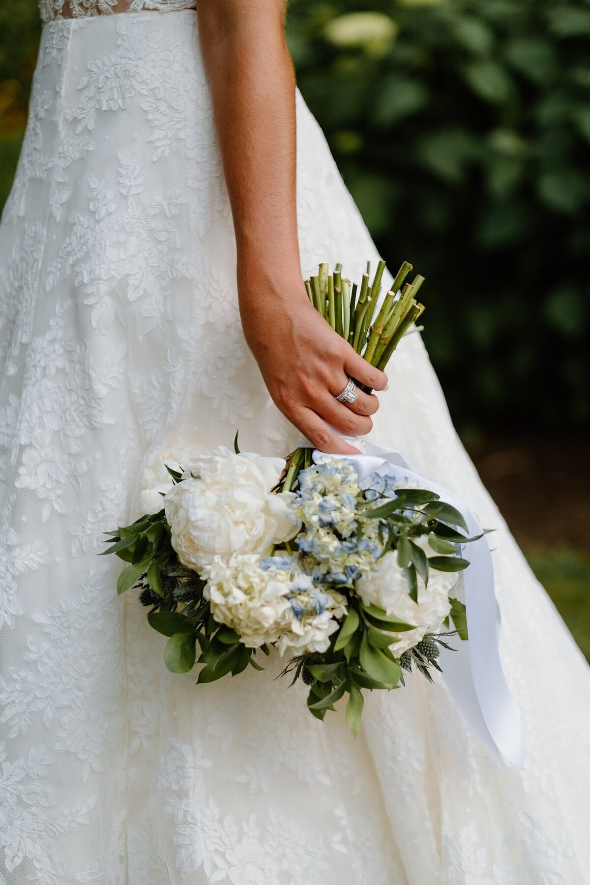 Nichole-Babiez-Photography-Dunham-woods-Geneva-Illinois-Wedding-luxury-editorial-timeless-modern-candid-bride-inspiration-chicago-photographer--103