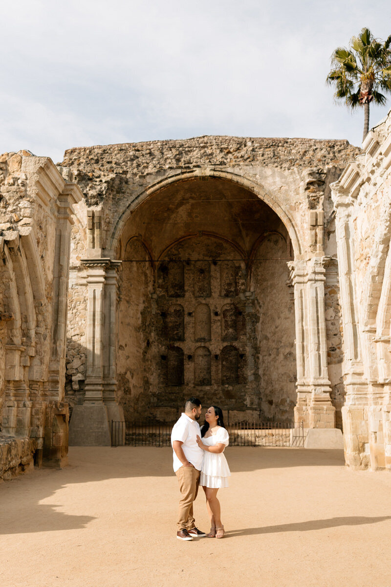 san-juan-mission-engagement-jen-ron-laurenkovacikphotography-165
