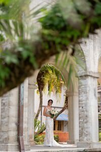 st-augustine-elopement-photographers-historic-archway-bridal-portrait