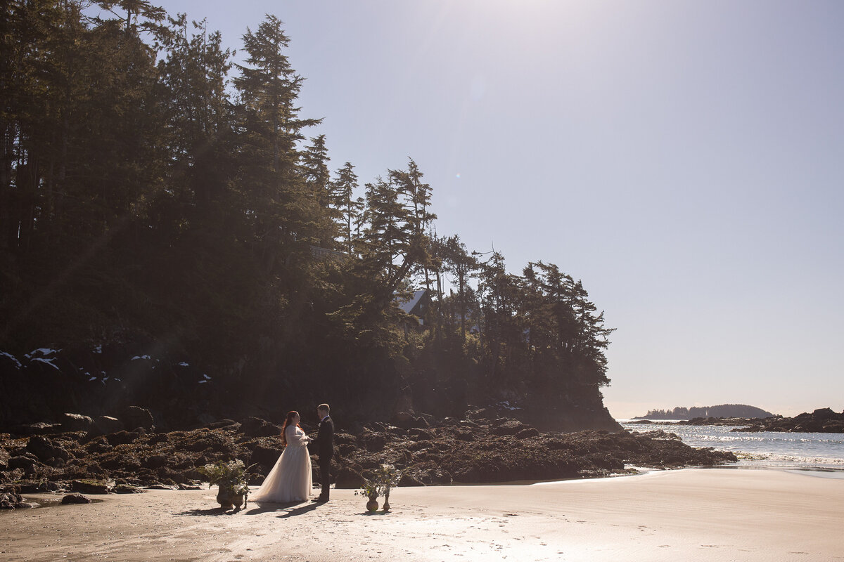 tofion-middle-beach-elopement