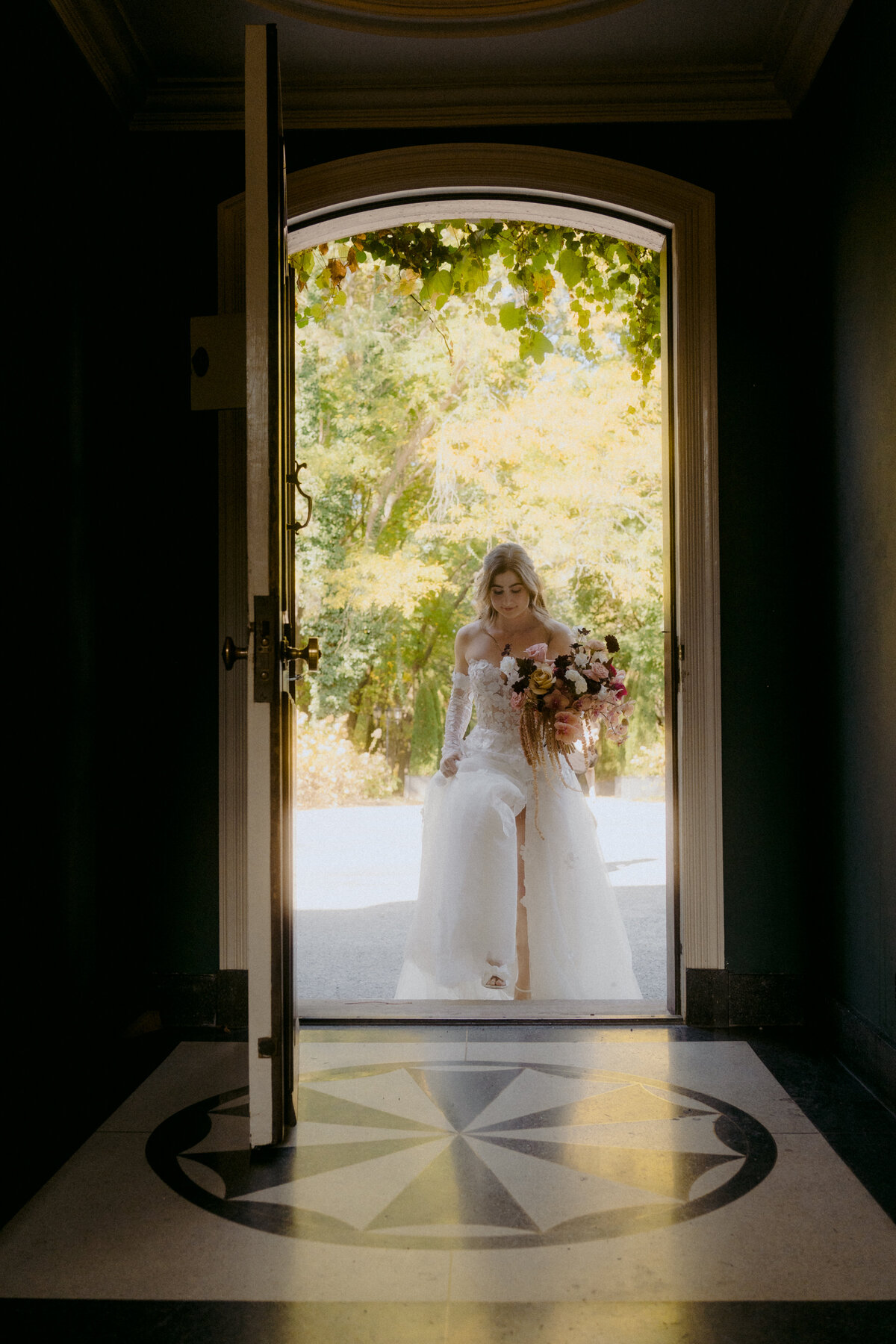 Ed and Aileen Photography Chicago Illinois Digital Film Wedding Engagement Photographers Destination Greencrest Manor21