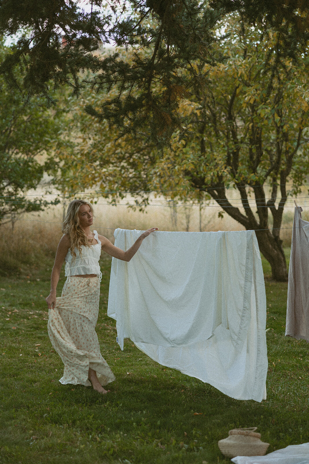 tanya-davids-photo-film-documentary-idaho-utah-oregon-washington-colorado-wedding-elopement-portrait-photographer-intention-session-apple-orchard-44