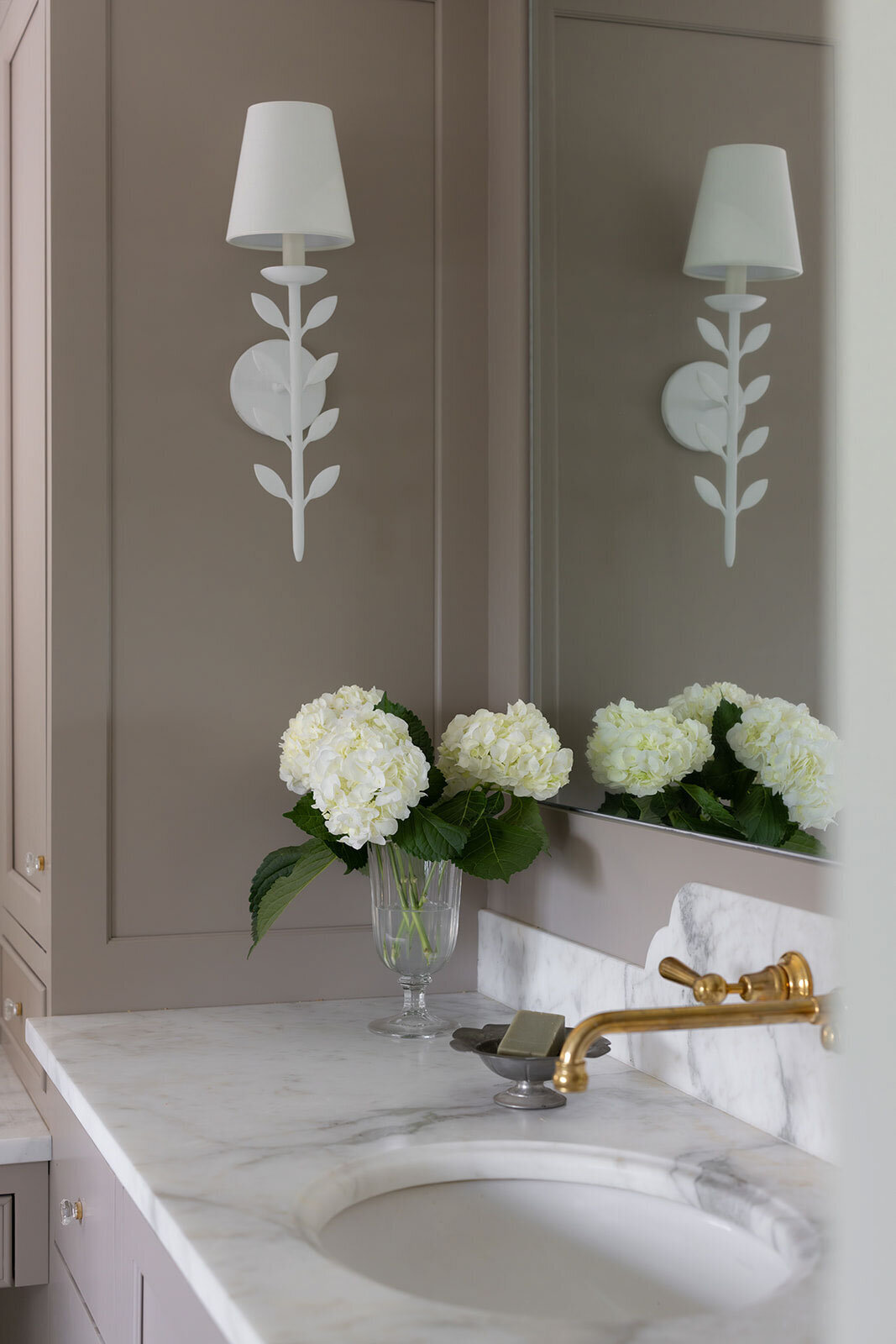SIL & PARK - East Shoreland_Cleveland Interior Designer - Home Design Renovation Kitchen Bathroom Custom Interior - 1