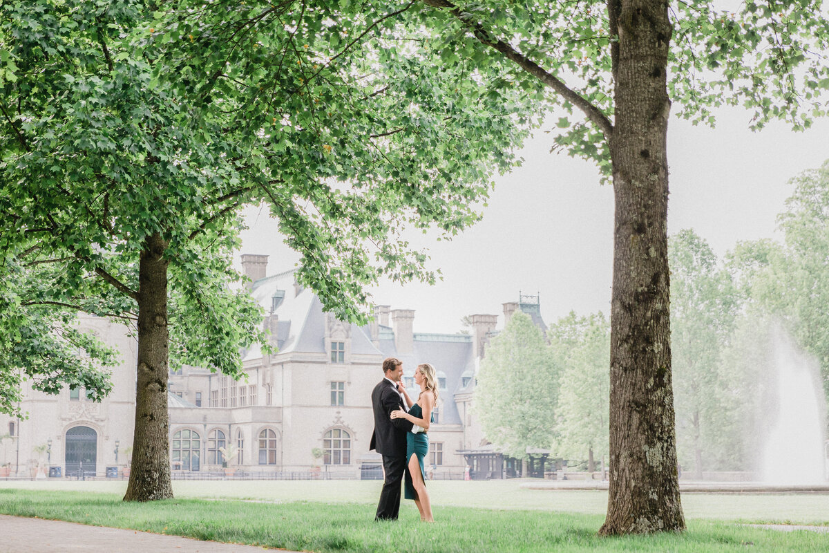BiltmoreEstateEngagement-LauraandStephen-23