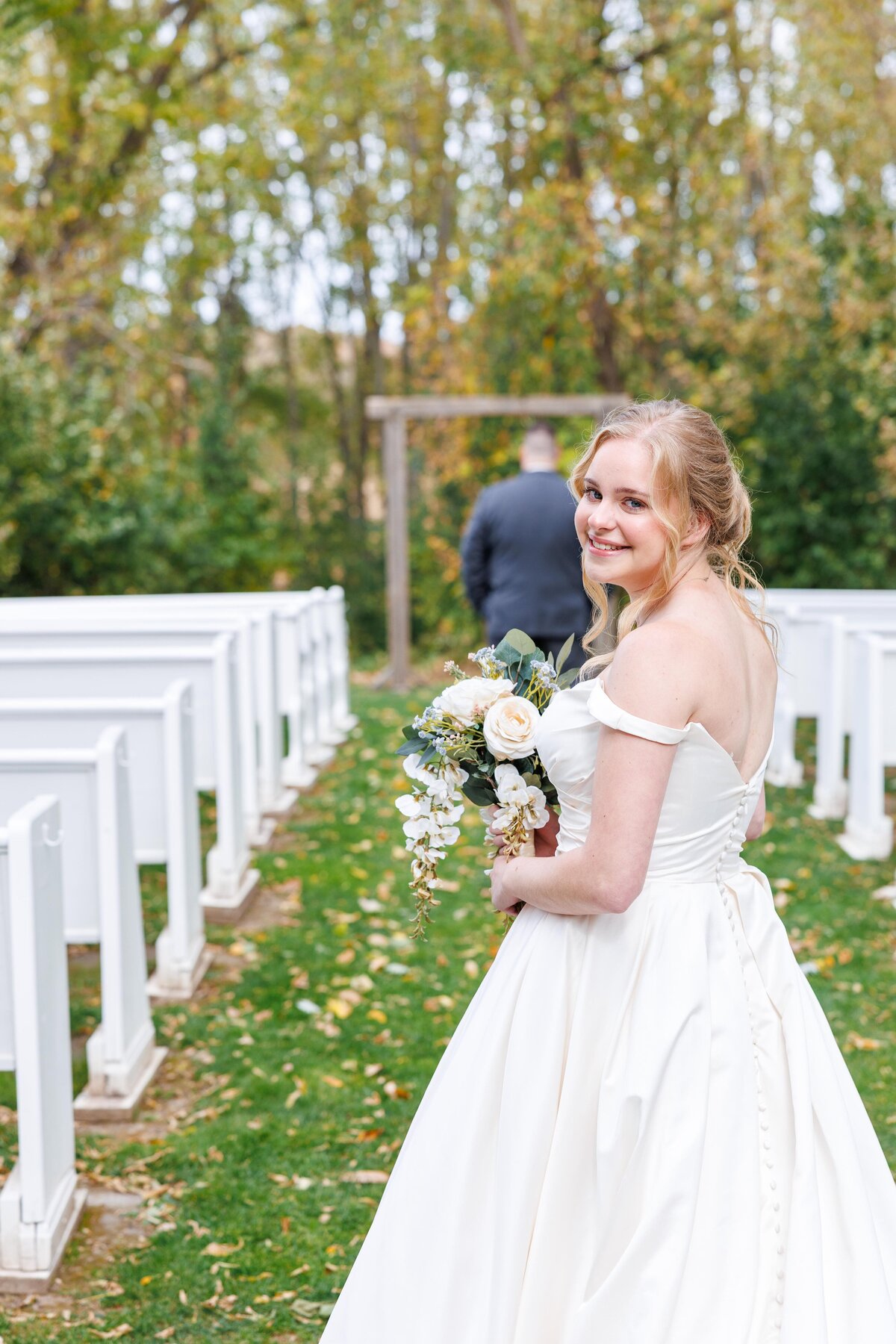 18-RaeganLiam-Wedding-Photographer-St-Cloud-Brainerd-MN-MindiJenningsPhotography