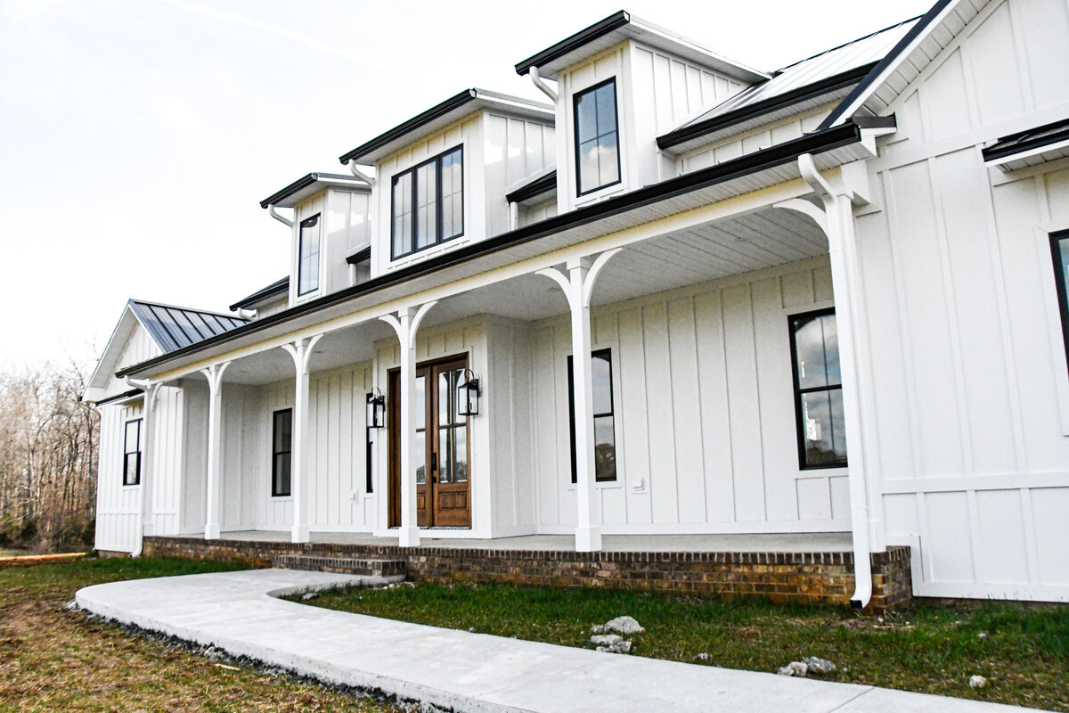 Explore stunning timberframe custom homes built by Ryan Noble Construction. Featuring exposed wooden beams, vaulted ceilings, and rustic charm, each home is a perfect blend of craftsmanship and natural beauty. Discover how timberframe construction adds warmth and elegance to your dream home