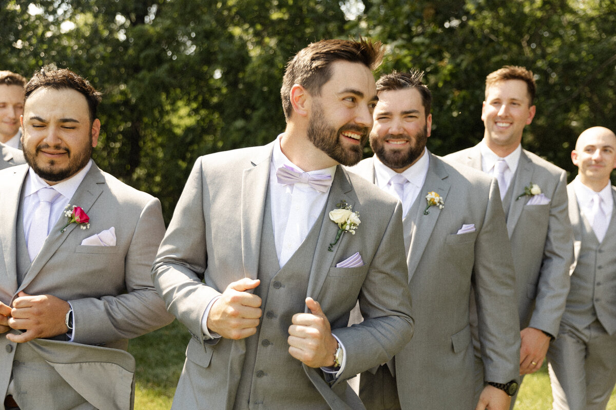 SneakPeeksCountrysideChaletDawnCaltonPhotography-48