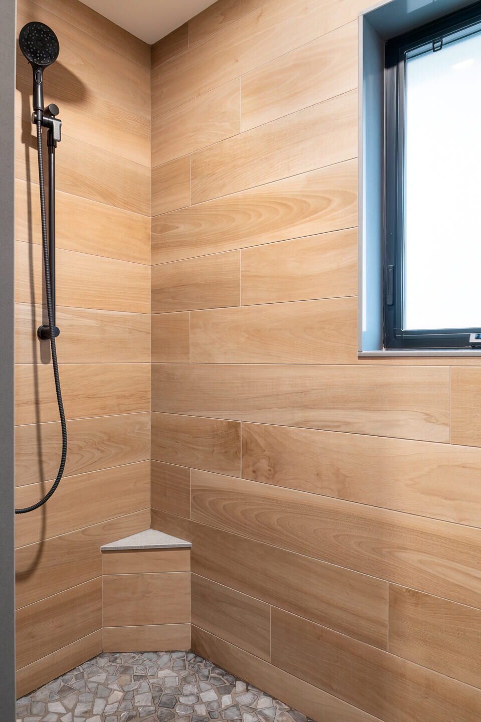 Shower 2 231014
