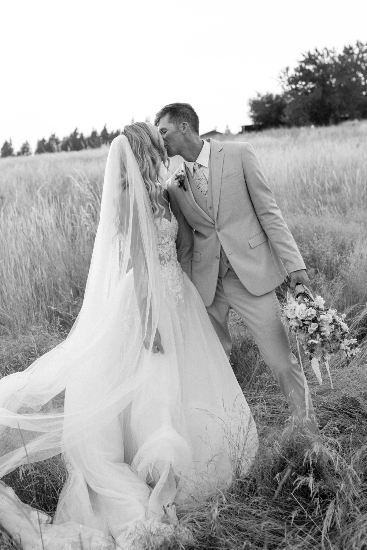 TheUrnesses_LeahWarnerPhoto-5168-2