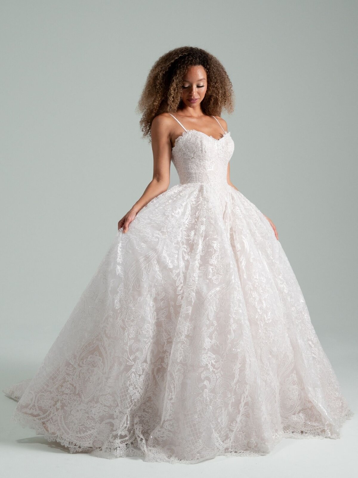 She Who Hung the Moon_HP62637_5