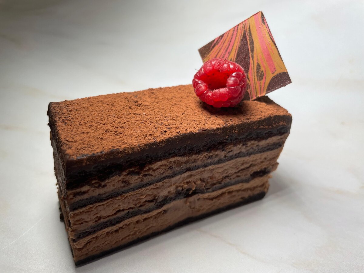 Milk Chocolate Raspberry Slice 25