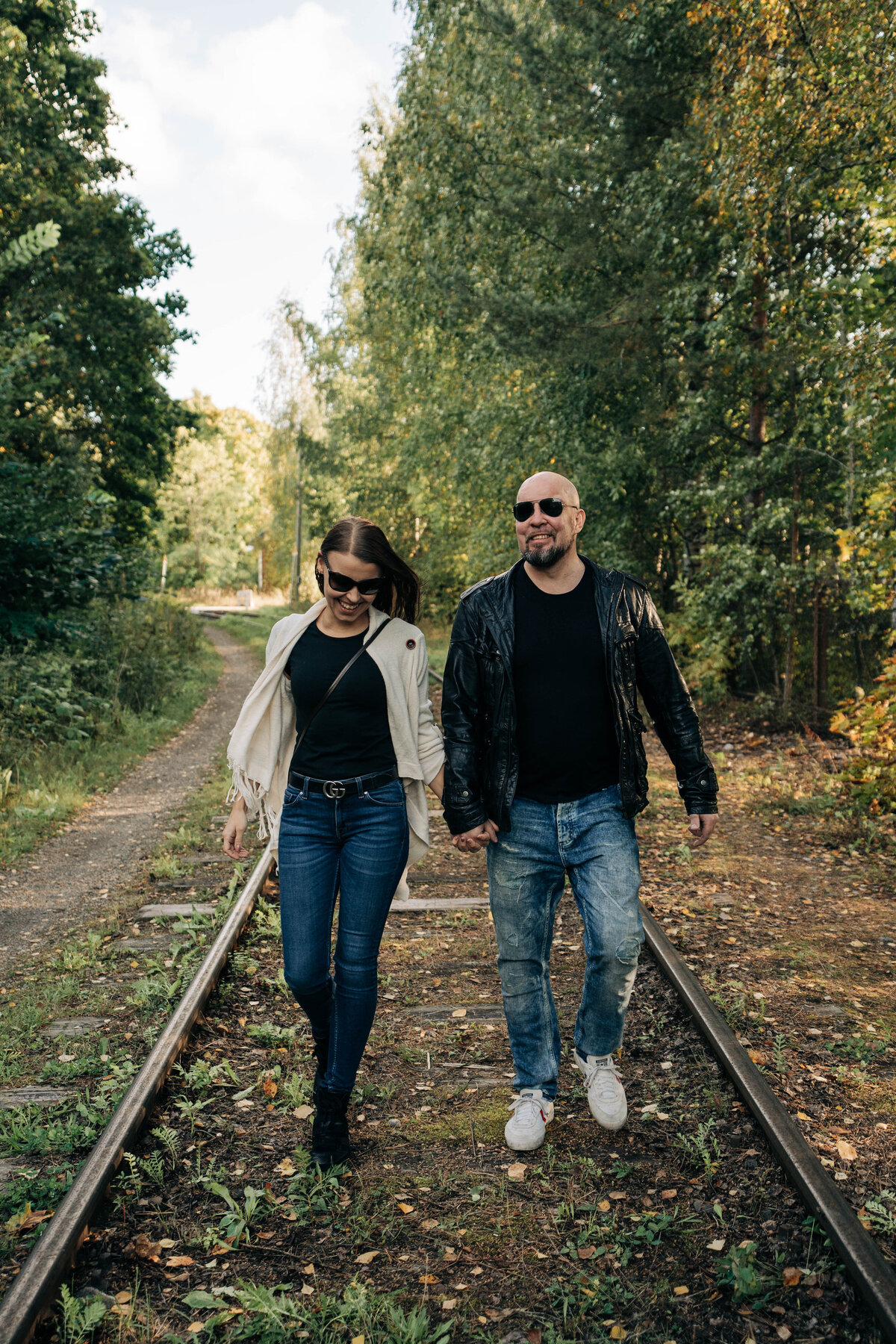 Pariskuntakuvaus Lahti, Hollola, Asikkala, Vääksy, Helsinki, Vantaa, Espoo, Porvoo, Loviisa, Fiskars, Tampere, Turku, häävalokuvaaja, häävalokuvaus Lahti, Parikuvaus Lahti, Päijät-Häme