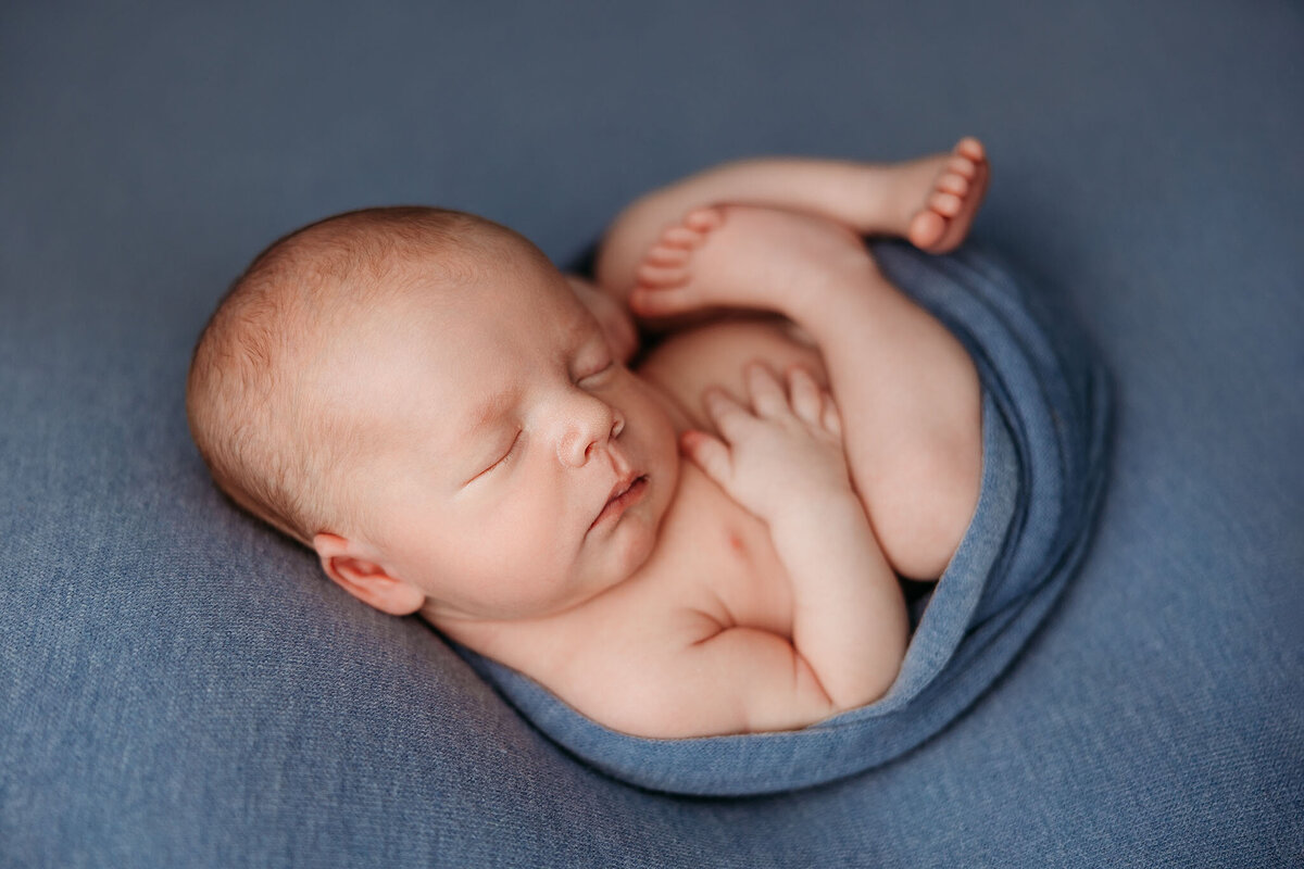 arielle_elizabeth_photography_newborn photographer, family photographer, baby photographer, milestones photographer, studio, near traverse city, near charlevoix, near petoskey, near gaylord, near harbor springs, michigan photographer_01328