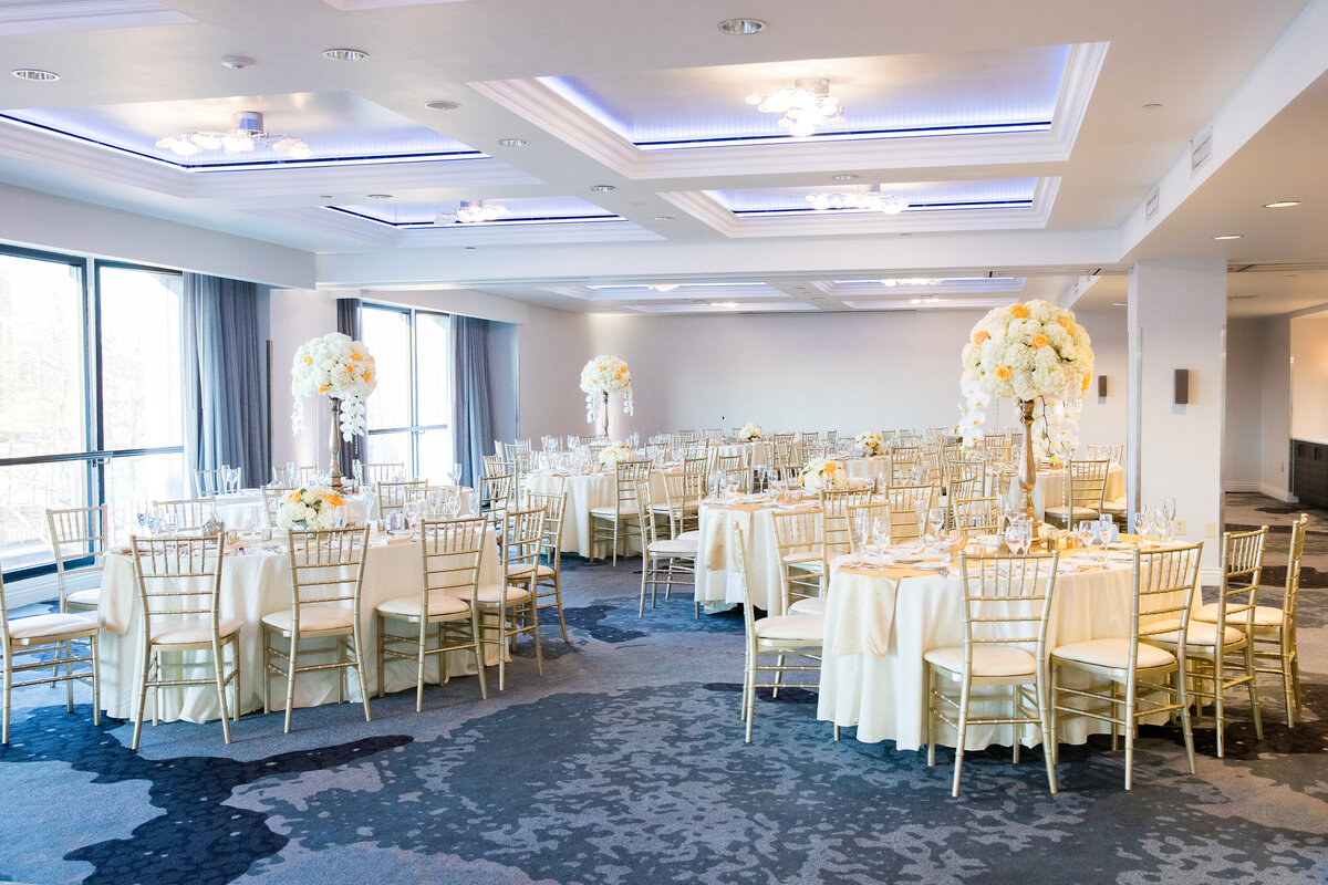 ballroom for weddings at renaissance pittsburgh