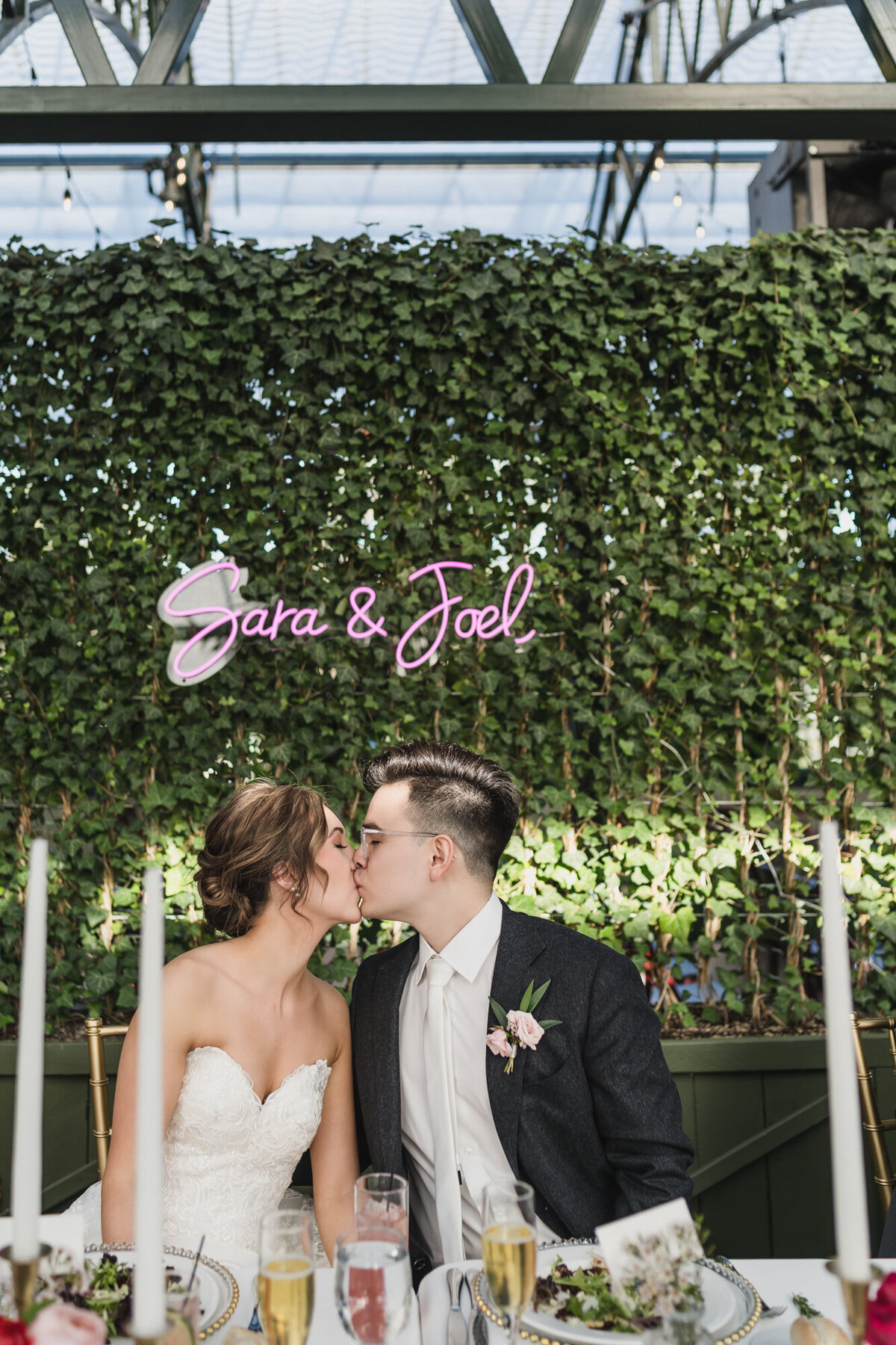 BLUSH AND BLACK SPRING PLANTERRA CONSERVATORY WEDDING IN WEST BLOOMFIELD, MICHIGAN PROVIDED BY KARI DAWSON, TOP-RATED DETROIT WEDING PHOTOGRAPHER, AND HER TEAM90