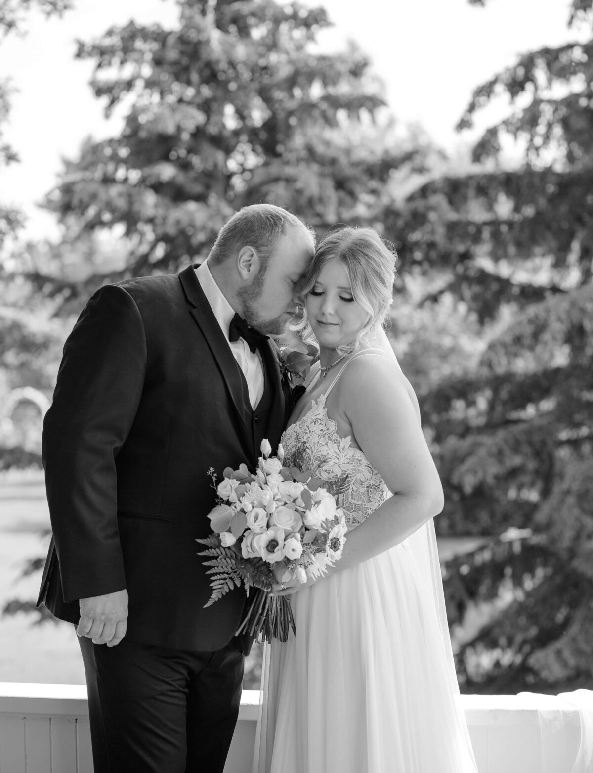 sherwood park wedding photography backyard festival way dani alyssa photo (3)
