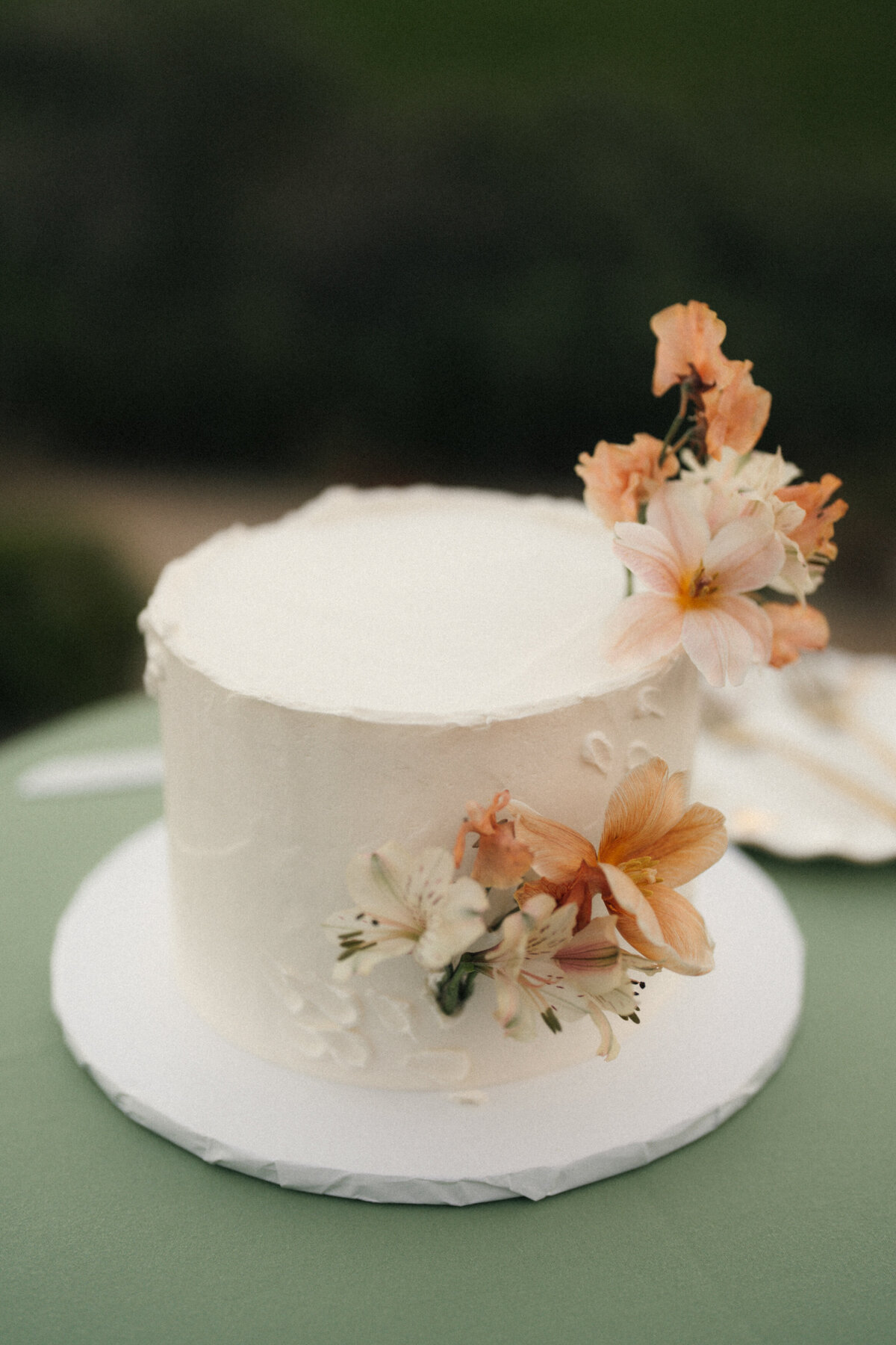 of-the-desert-flor-las-vegas-wedding-florist-lake-las-vegas-sports-club-0025