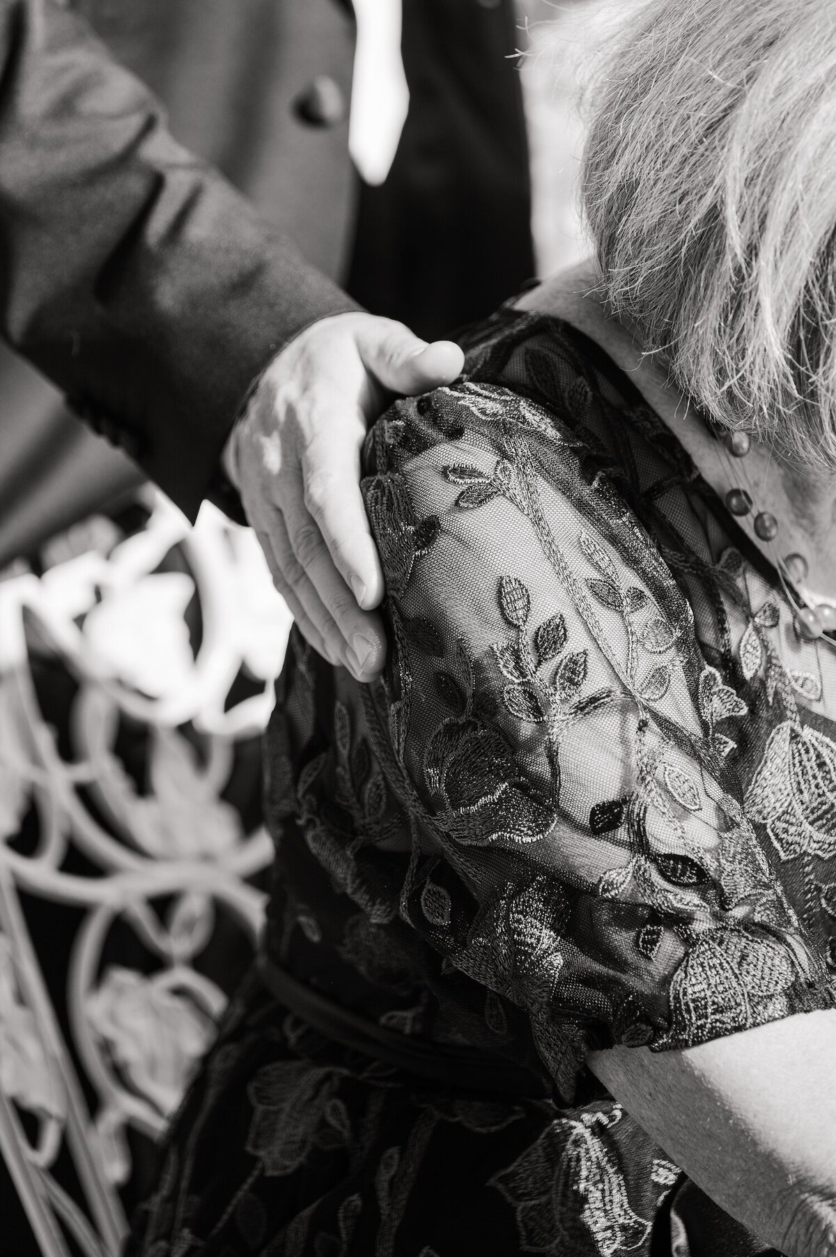 1Sharelle-Knight-Photography-Granite-Belt-Wedding-April-and-Dan-Ceremony-112
