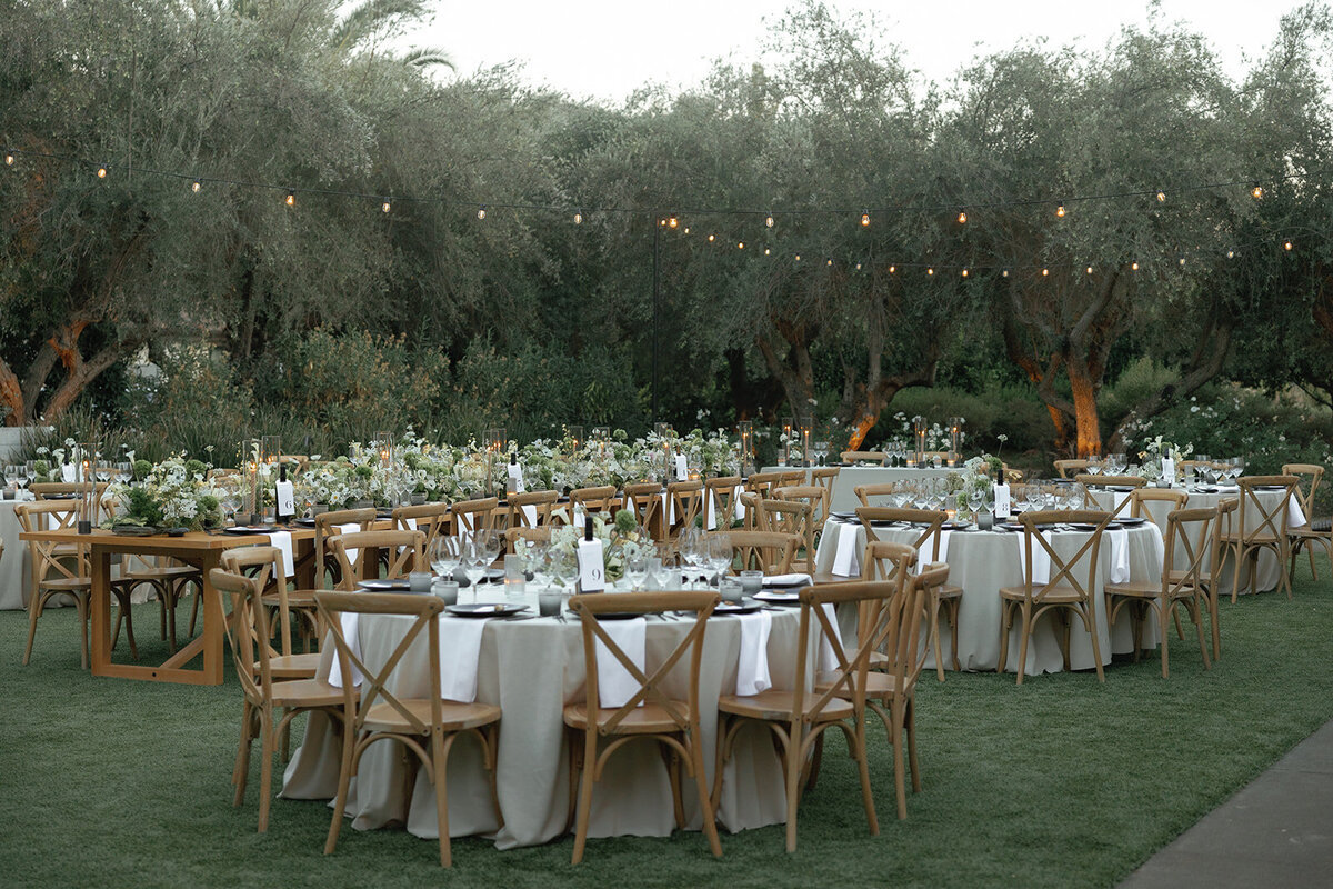 the-wild-fleur-co-estate-yountville-napa-valley-wedding-13